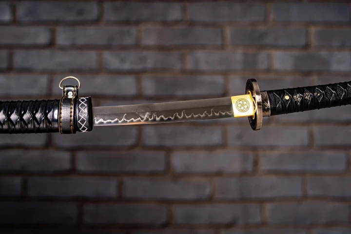 katana-t10-model-6-hamon-naturalny-detale-warszawa.jpg