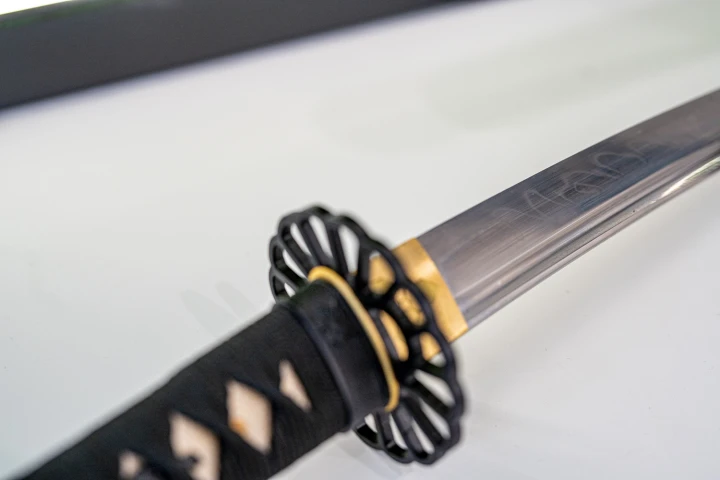 katana-model-5h-hamon-zblizenie-detale.jpg
