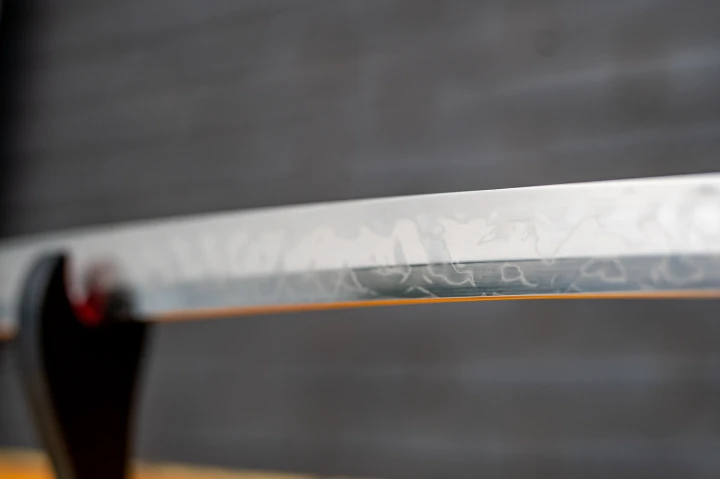 katana-t10-model-13-ostrze-polysk-zblizenie-model-13.jpg