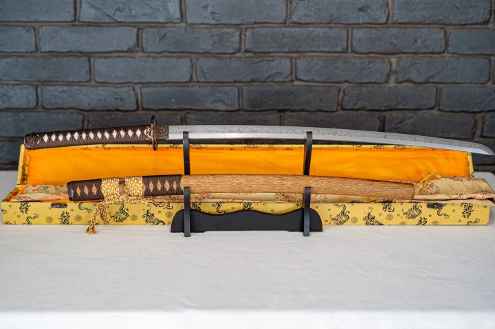 kolekcjonerska-katana-1095-sashikomi-full-view.jpg