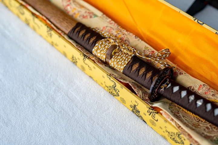 luksusowa-katana-1095-naturalne-drewno-premium.jpg