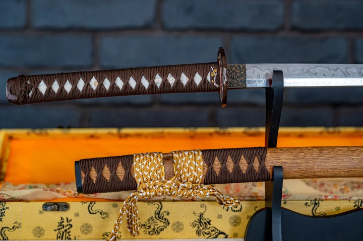 struktura-stali-1095-sashikomi-premium-finish.jpg