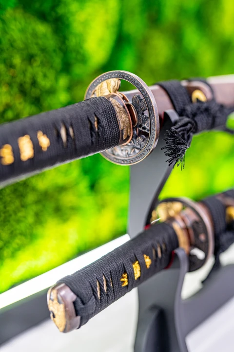 wakizashi-tanto-4s-tsuba.jpg