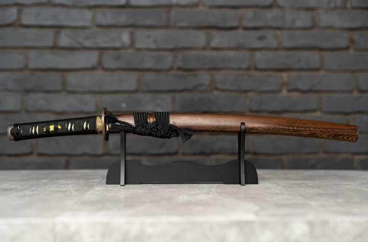 Wakizashi-katana-japonska-warszawa-na-stojaku-prezent.jpg