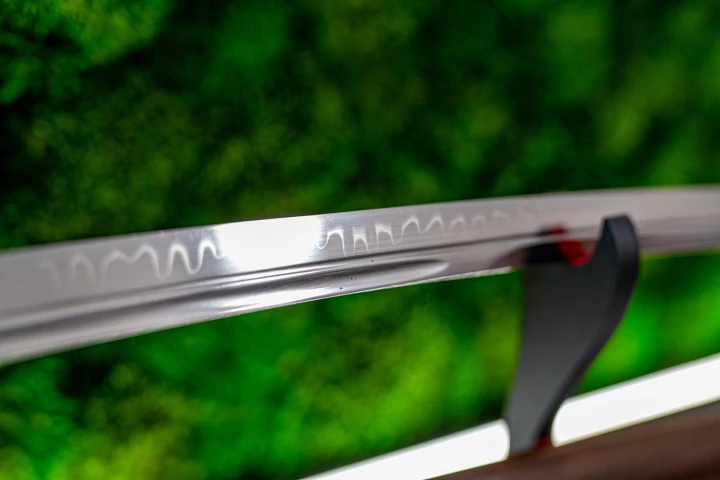 zblizenie-na-hamon-wakizashi-4s-detal.jpg