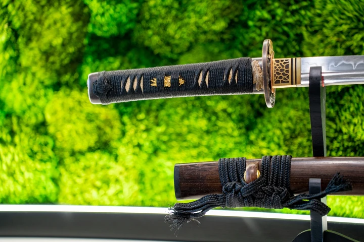wakizashi-stal-t10-hamon-hartowany-w-glinie.jpg