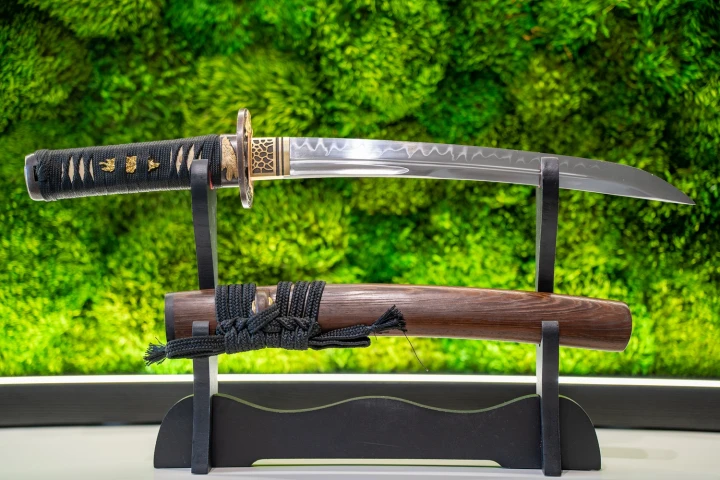 tanto-model-4s.jpg